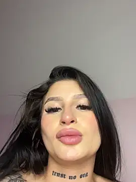 natali gray online show from May 27, 2026, 3:36 am