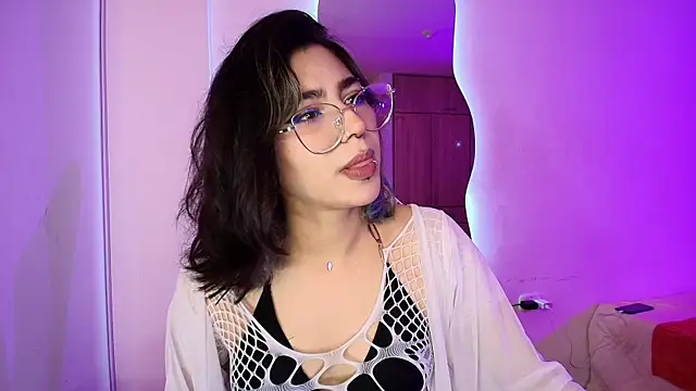 Snapshot of Alejaa_storm chatting on June 10, 2026, 1:10 pm Alejaa storm online show from June 10, 2026, 1:10 pm