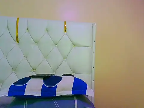 spicyboobs66 online show from June 22, 2026, 9:28 am