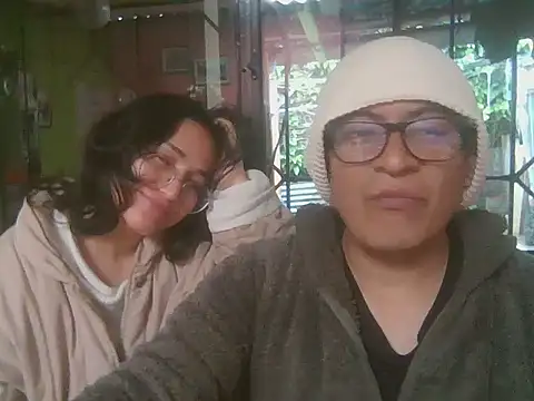 Carla and Ivan online show from June 9, 2026, 7:58 pm