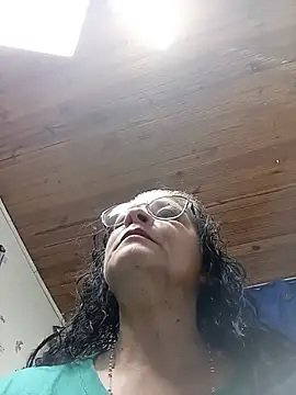 katrinna  online show from June 29, 2026, 10:54 pm