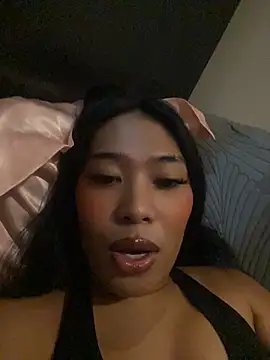 hugecock tamira online show from June 21, 2026, 8:28 am
