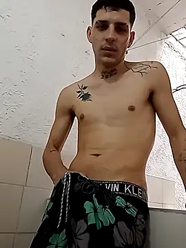 Snapshot of boy_max_latin chatting on June 8, 2026, 3:45 pm boy max latin online show from June 8, 2026, 3:45 pm