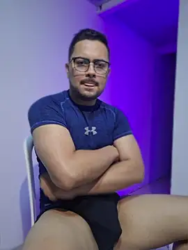 ORTIZ96hot online show from July 19, 2026, 3:21 am
