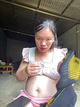 Suki-love online show from June 18, 2026, 9:14 am
