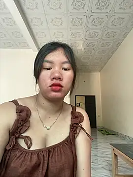 Suki-love online show from June 22, 2026, 4:53 am