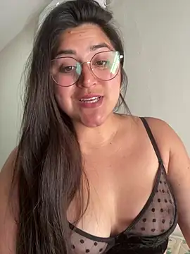 Snapshot of morena95_ chatting on July 14, 2026, 6:13 pm morena95 online show from July 14, 2026, 6:13 pm