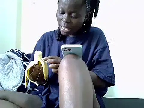 Snapshot of ebonycurvedass chatting on June 18, 2026, 10:30 am ebonycurvedass online show from June 18, 2026, 10:30 am