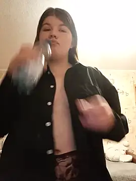 Snapshot of Georgina_Mimi chatting on May 20, 2026, 9:32 pm Georgina Mimi online show from May 20, 2026, 9:32 pm