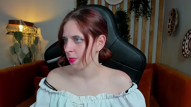 Snapshot of FreyaVeys chatting on July 11, 2026, 5:15 pm FreyaVeys online show from July 11, 2026, 5:15 pm