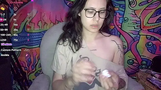 B4BYJINX online show from June 25, 2026, 6:01 pm
