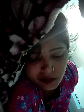 Raginilove online show from May 22, 2026, 10:37 pm