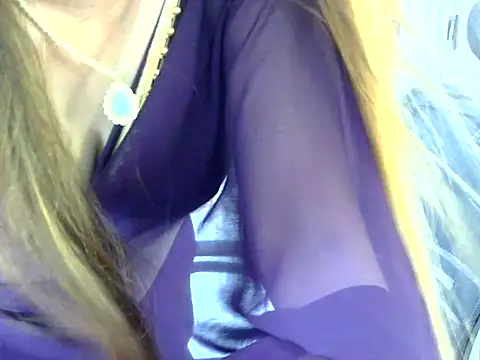 Snapshot of Adiba_Obu_20 chatting on July 3, 2026, 7:09 pm Adiba Obu 20 online show from July 3, 2026, 7:09 pm