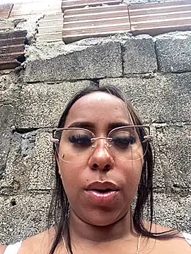 jhenannyy online show from June 15, 2026, 1:57 pm