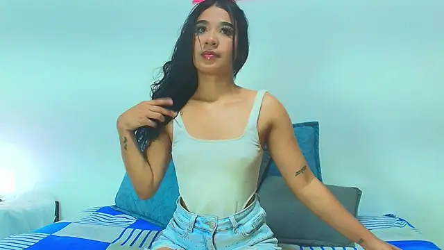 Snapshot of ashley_blazze chatting on June 13, 2026, 11:41 am ashley blazze online show from June 13, 2026, 11:41 am
