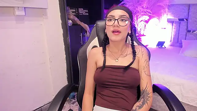 Nezukoo 1 online show from June 11, 2026, 2:53 am