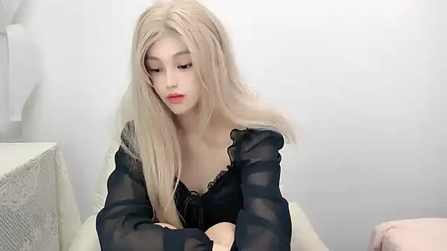 jiangjiang2005 online show from July 4, 2026, 2:23 pm