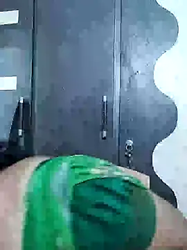 Snapshot of Leela_555 chatting on June 15, 2026, 7:05 pm Leela 555 online show from June 15, 2026, 7:05 pm