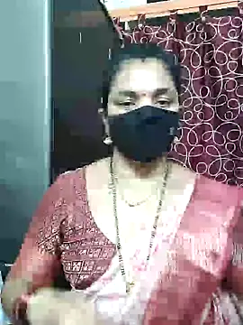 Snapshot of Leela_555 chatting on July 17, 2026, 2:56 pm Leela 555 online show from July 17, 2026, 2:56 pm