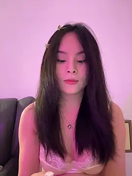 Snapshot of enen-123 chatting on June 21, 2026, 1:35 pm enen-123 online show from June 21, 2026, 1:35 pm