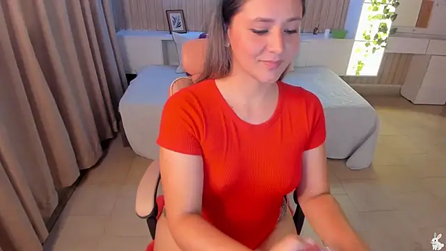 Snapshot of Alison_ang chatting on July 6, 2026, 12:57 pm Alison ang online show from July 6, 2026, 12:57 pm
