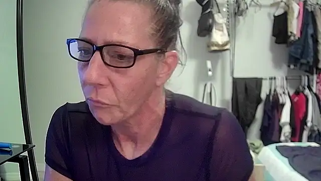 Quartz1Champagne online show from June 20, 2026, 2:47 am