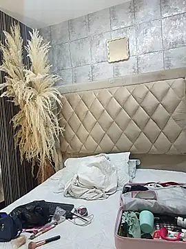 CleoFoxxx  online show from June 27, 2026, 11:48 am