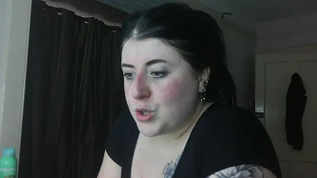 Snapshot of LucyLou31 chatting on July 31, 2026, 8:08 pm LucyLou31 online show from July 31, 2026, 8:08 pm