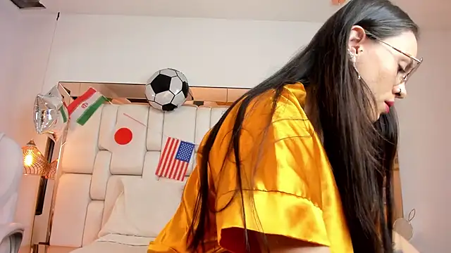 ValeryMontenegro online show from June 26, 2026, 12:20 pm