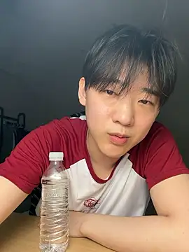 k-kinky online show from May 28, 2026, 6:27 pm