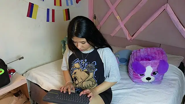 Snapshot of miss_japan_ chatting on July 13, 2026, 8:00 pm miss japan online show from July 13, 2026, 8:00 pm