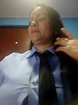 Snapshot of MONSERRAT_ETHAN chatting on June 27, 2026, 1:32 am MONSERRAT ETHAN online show from June 27, 2026, 1:32 am