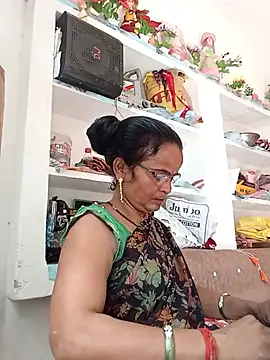 Snapshot of Cut_payi chatting on July 7, 2026, 4:37 am Cut payi online show from July 7, 2026, 4:37 am