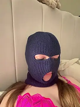 anglebabe69 online show from May 23, 2026, 9:52 pm