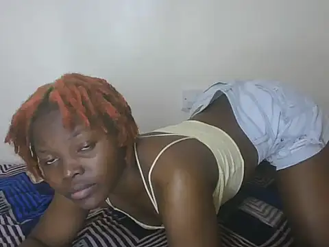Snapshot of Aura_desire chatting on June 19, 2026, 10:52 am Aura desire online show from June 19, 2026, 10:52 am