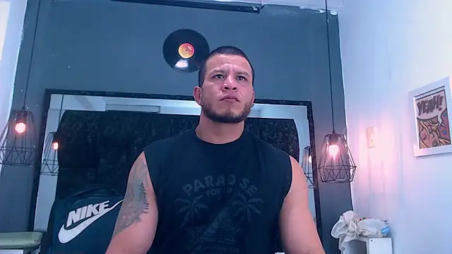 Snapshot of Maximiliano_Stronge chatting on June 2, 2026, 7:16 pm Maximiliano Stronge online show from June 2, 2026, 7:16 pm