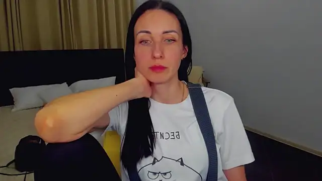 BouncySweety online show from March 7, 2025, 5:49 pm