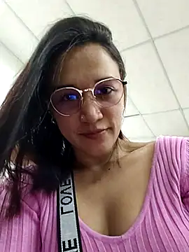 DaniRivers  online show from June 17, 2026, 2:40 pm