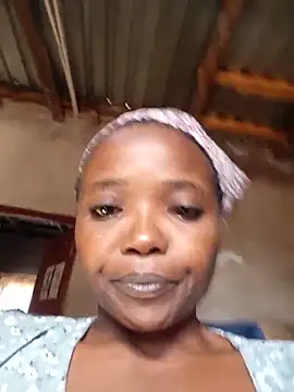 Snapshot of mommysmiley1234 chatting on June 22, 2026, 9:39 am mommysmiley1234 online show from June 22, 2026, 9:39 am