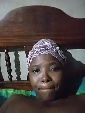 Snapshot of mommysmiley1234 chatting on June 26, 2026, 10:14 pm mommysmiley1234 online show from June 26, 2026, 10:14 pm