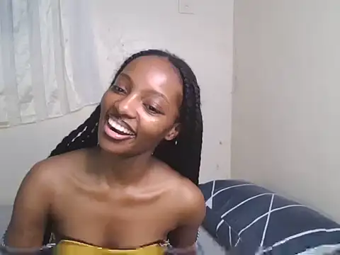 CUTE-MESSY online show from June 11, 2026, 5:49 am