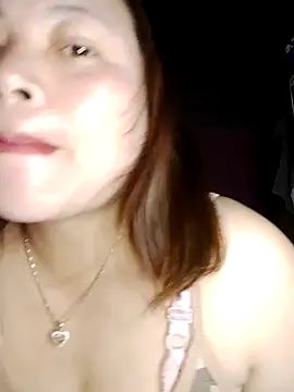 Snapshot of Qie_qir chatting on June 9, 2026, 3:01 pm Qie qir online show from June 9, 2026, 3:01 pm