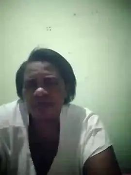 Snapshot of zeebighips chatting on July 21, 2026, 2:47 am zeebighips online show from July 21, 2026, 2:47 am