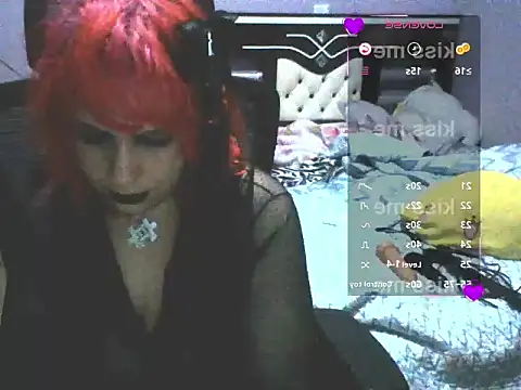 Snapshot of lelcompolal chatting on July 13, 2026, 8:11 pm lelcompolal online show from July 13, 2026, 8:11 pm