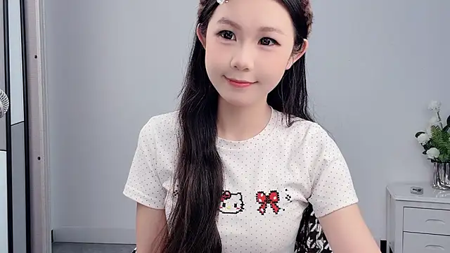 Snapshot of Rose_love69 chatting on June 15, 2026, 3:20 am Rose love69 online show from June 15, 2026, 3:20 am