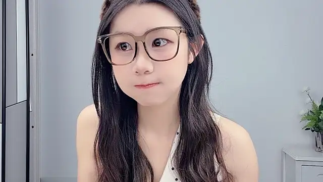 Snapshot of Rose_love69 chatting on June 29, 2026, 3:57 am Rose love69 online show from June 29, 2026, 3:57 am