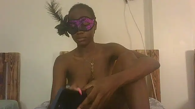 Snapshot of littlebunny_1 chatting on July 1, 2026, 8:41 pm littlebunny 1 online show from July 1, 2026, 8:41 pm