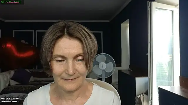Snapshot of Mabel_Magic chatting on June 17, 2026, 12:18 pm Mabel Magic online show from June 17, 2026, 12:18 pm