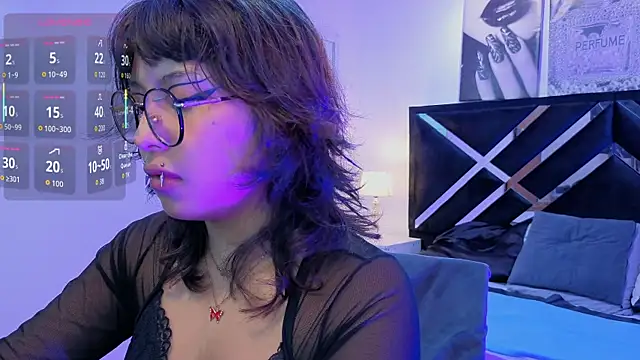 hannita 01 online show from June 13, 2026, 11:52 am