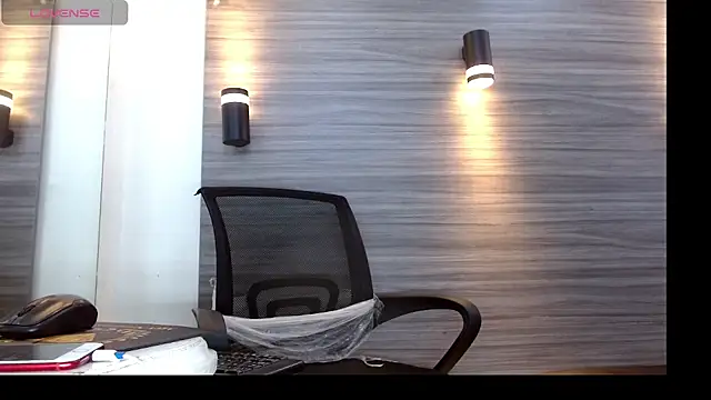 Snapshot of LeleHott01 chatting on July 2, 2026, 3:23 am LeleHott01 online show from July 2, 2026, 3:23 am